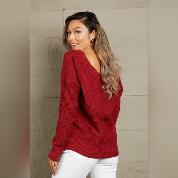 Woven Right Red Criss-Cross V-Neck Ribbed Waffle-Knit Long Sleeve Sweater - Picture 5 of 6